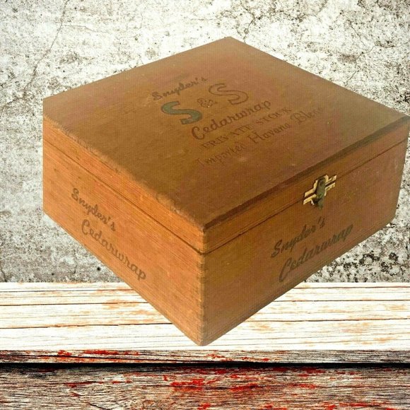 Vintage Snyder's Havana Cigar Box IMPORTED HAVANNA - Picture 2 of 10